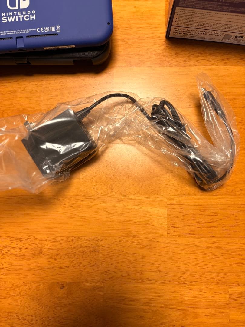 Nintendo Switch Lite 青色 本体