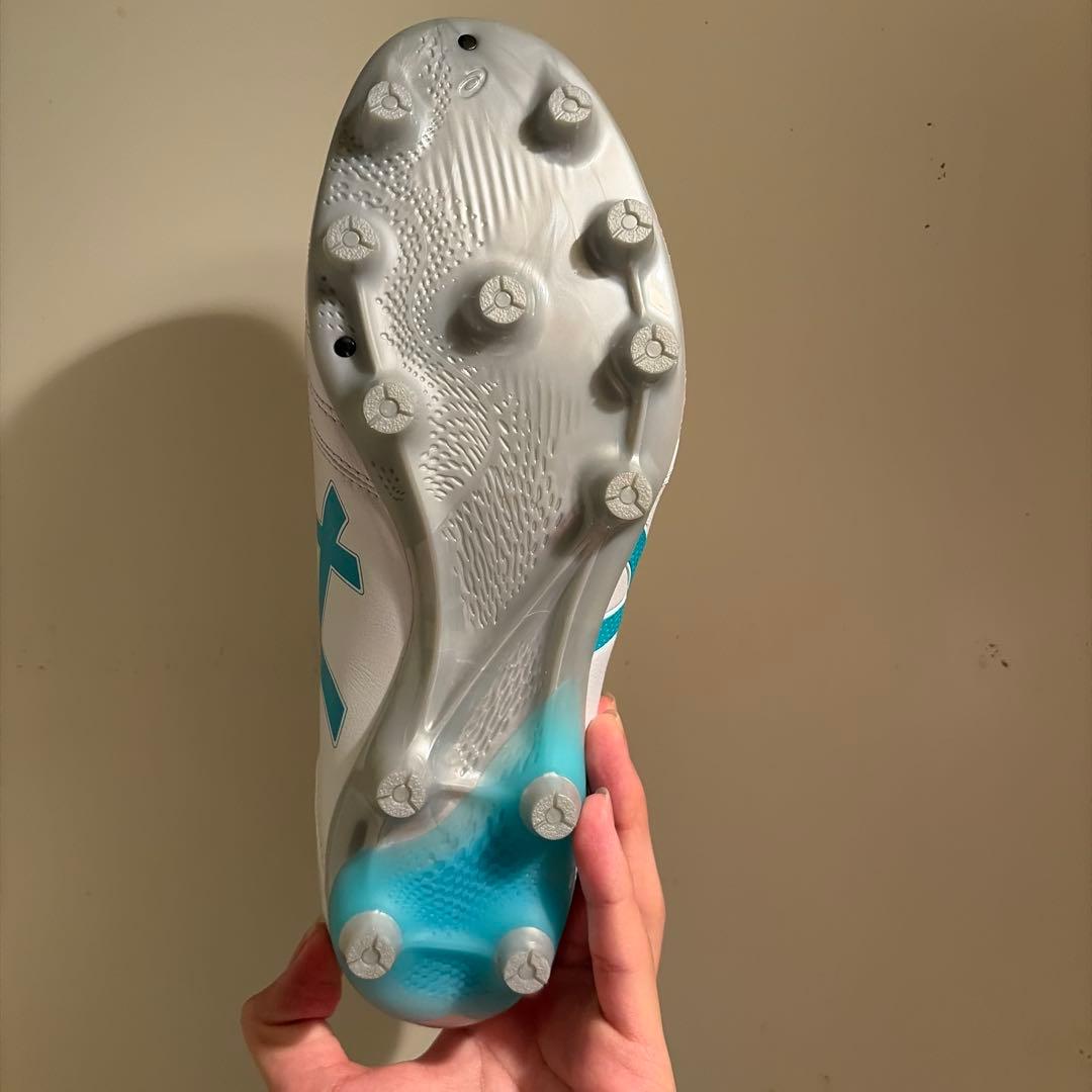 ASICS スパイクシューズ ホワイト