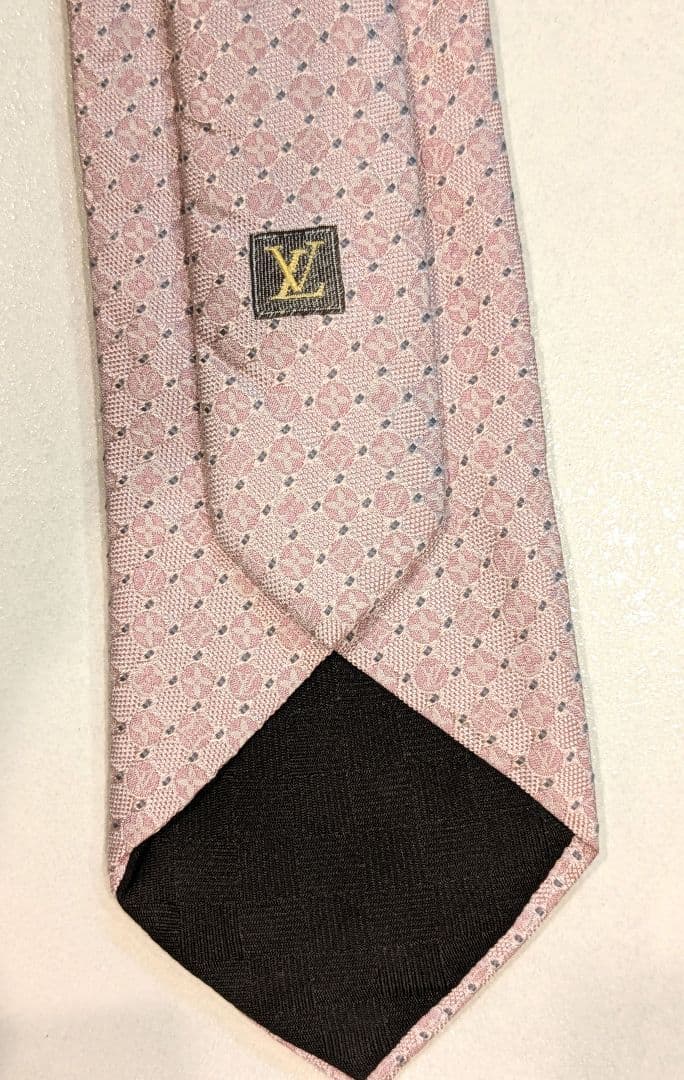 LOUIS VUITTON ルイ・ヴィトン　ネクタイ箱付き