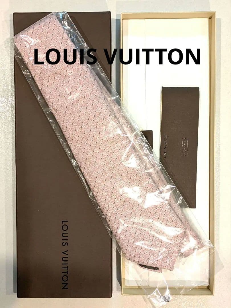 LOUIS VUITTON ルイ・ヴィトン　ネクタイ箱付き