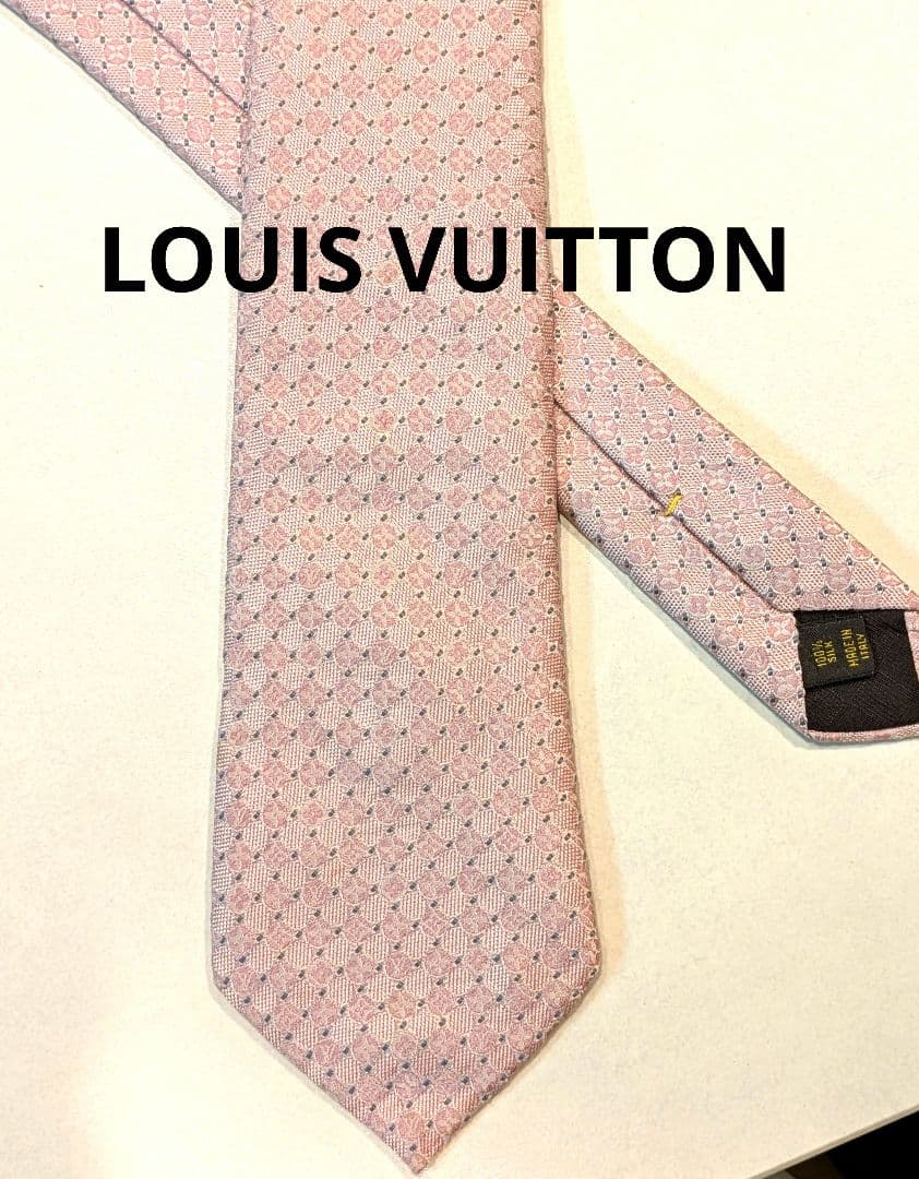 LOUIS VUITTON ルイ・ヴィトン　ネクタイ箱付き