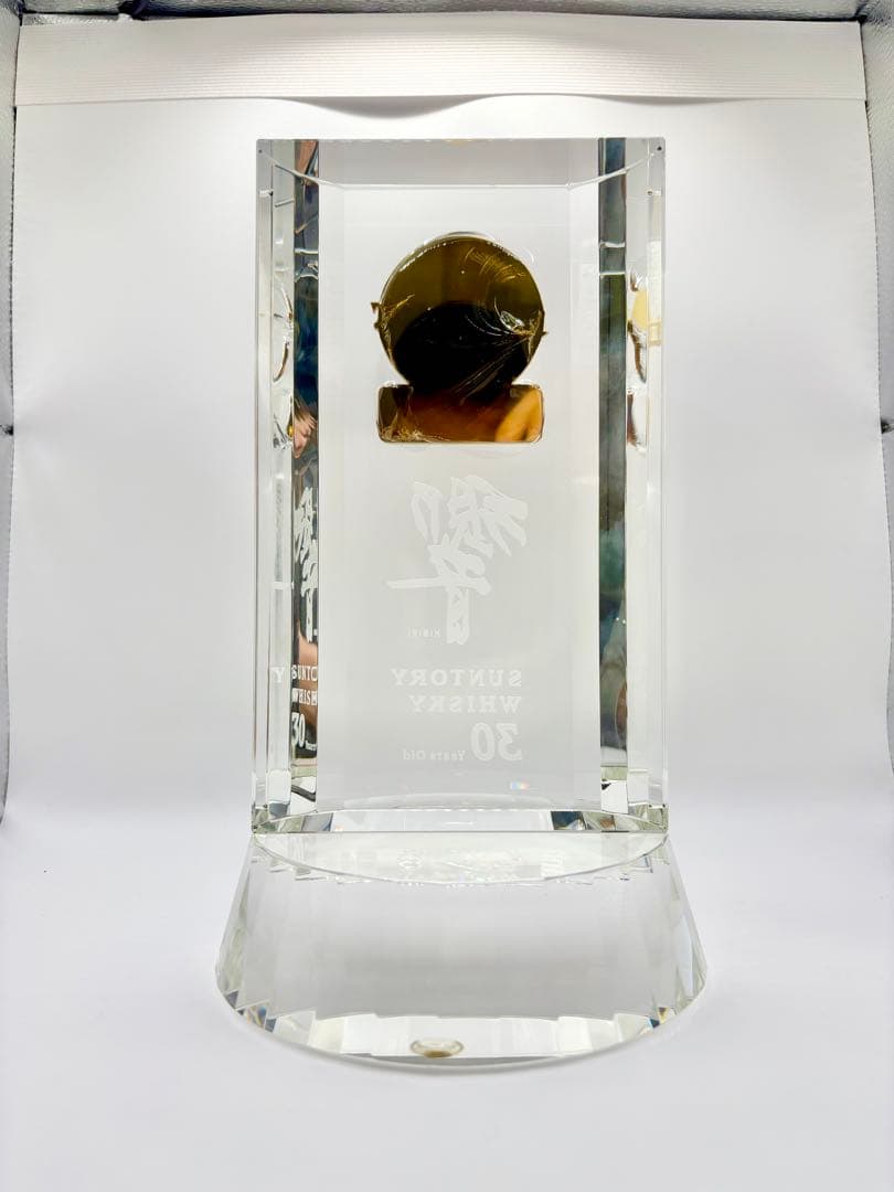 【希少非売品】響30年 ISC 2004 クリスタルトロフィー 空瓶付