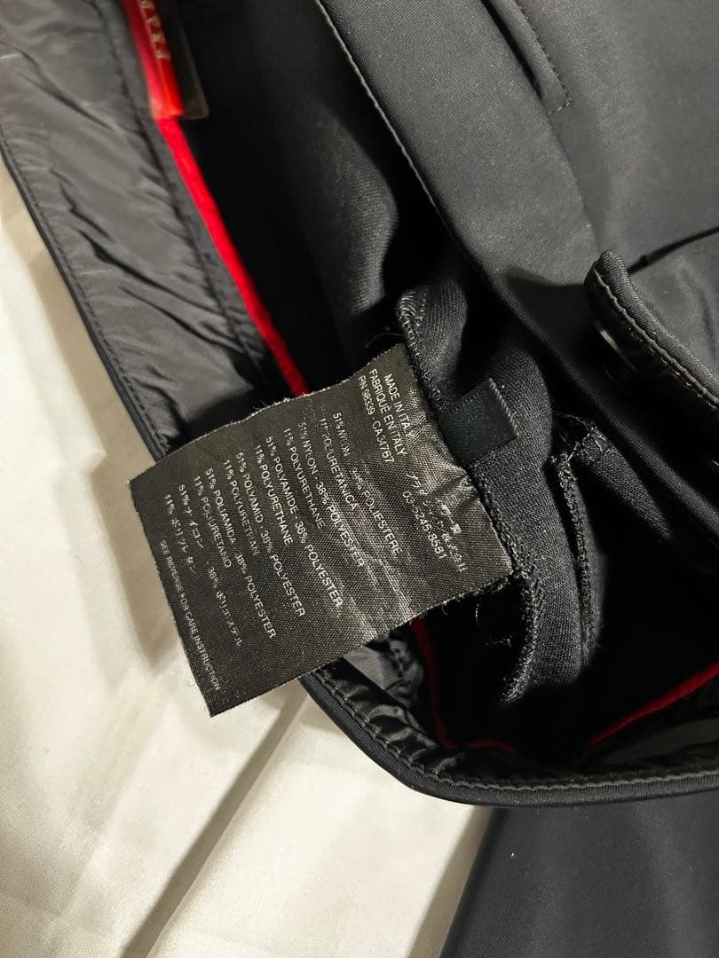 PRADA ジップ ナイロン フレアパンツ