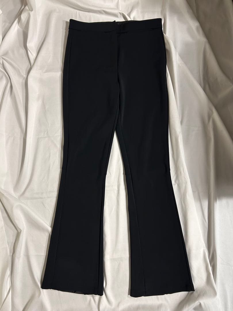 PRADA ジップ ナイロン フレアパンツ