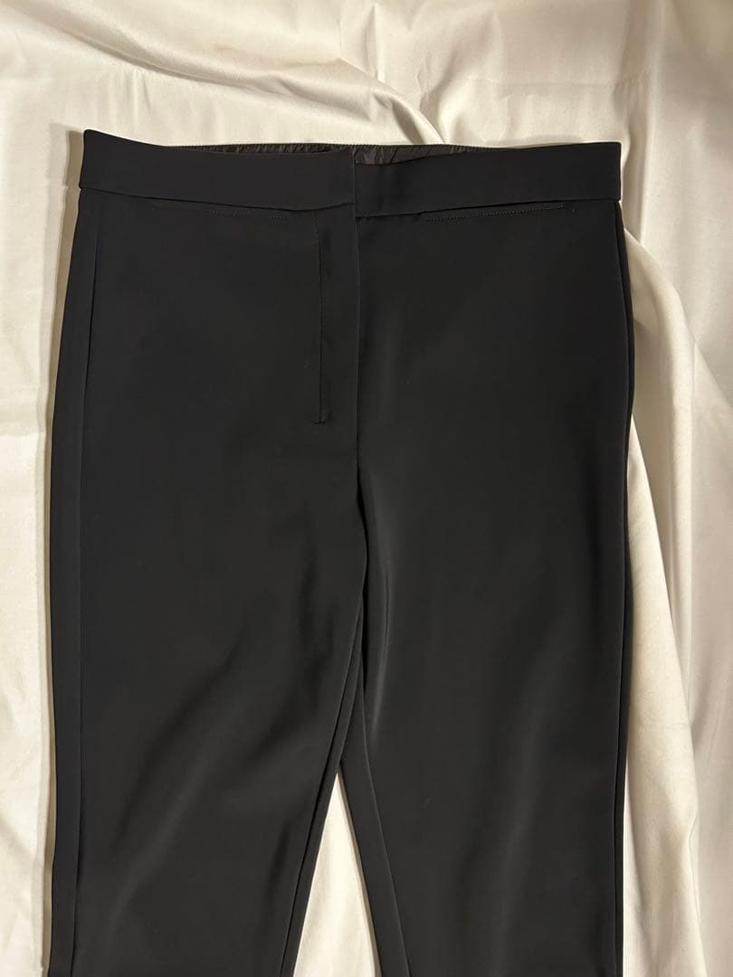 PRADA ジップ ナイロン フレアパンツ