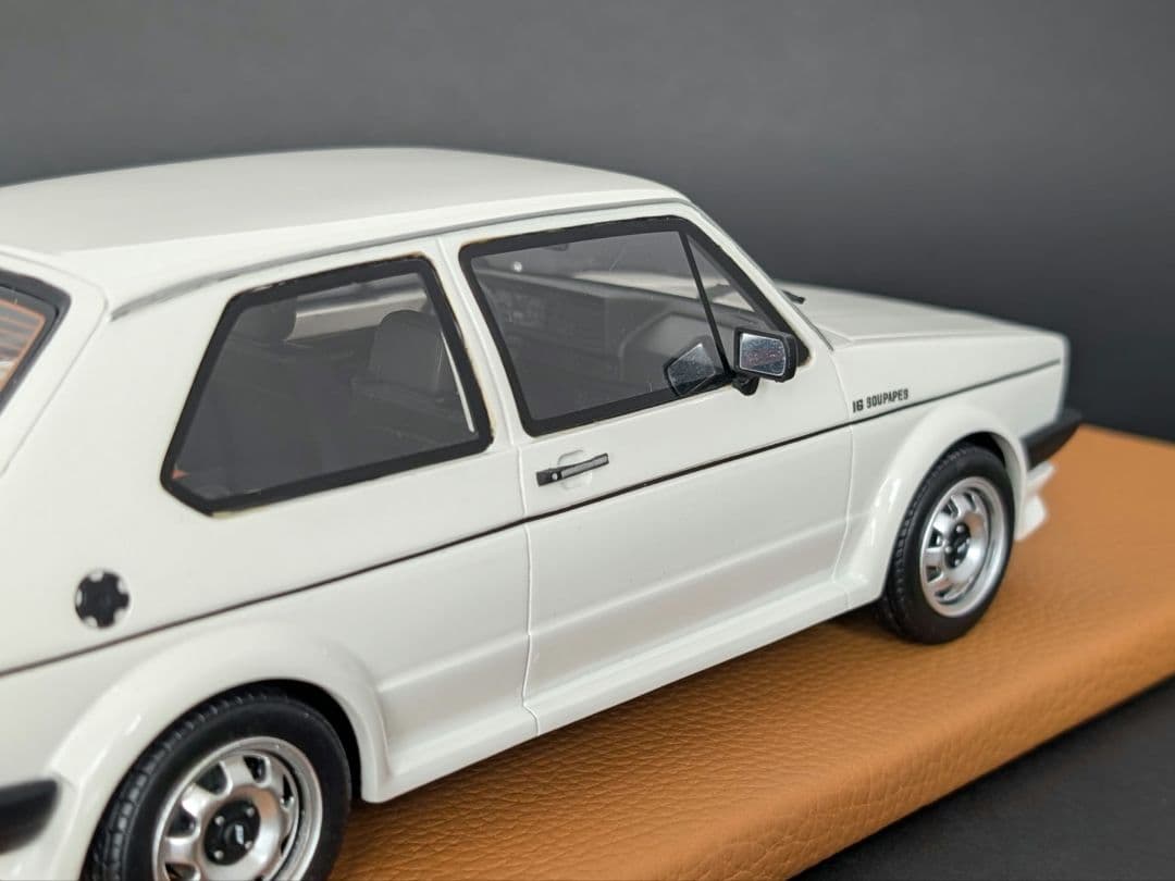 OttO 1/18 VW ゴルフ GTI 16S エッティンガー【補修箇所あり】