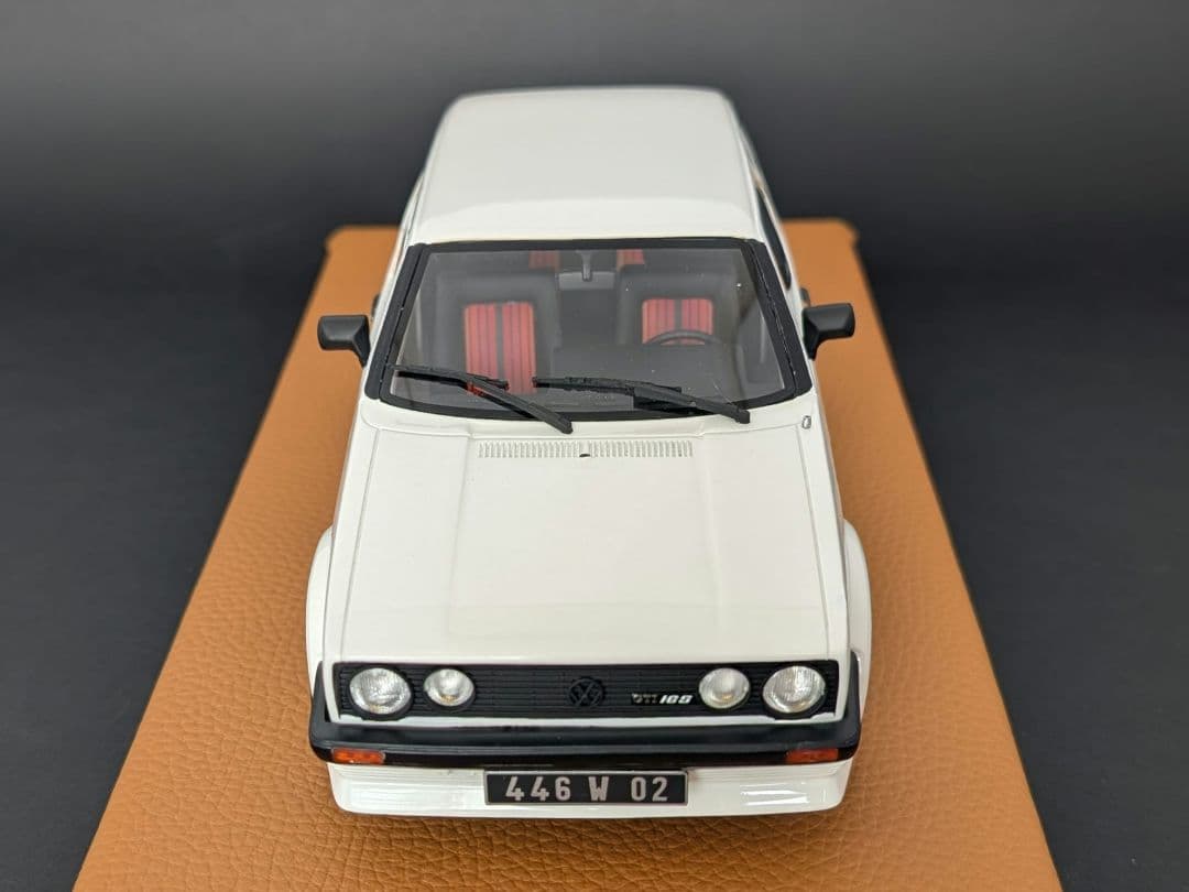 OttO 1/18 VW ゴルフ GTI 16S エッティンガー【補修箇所あり】