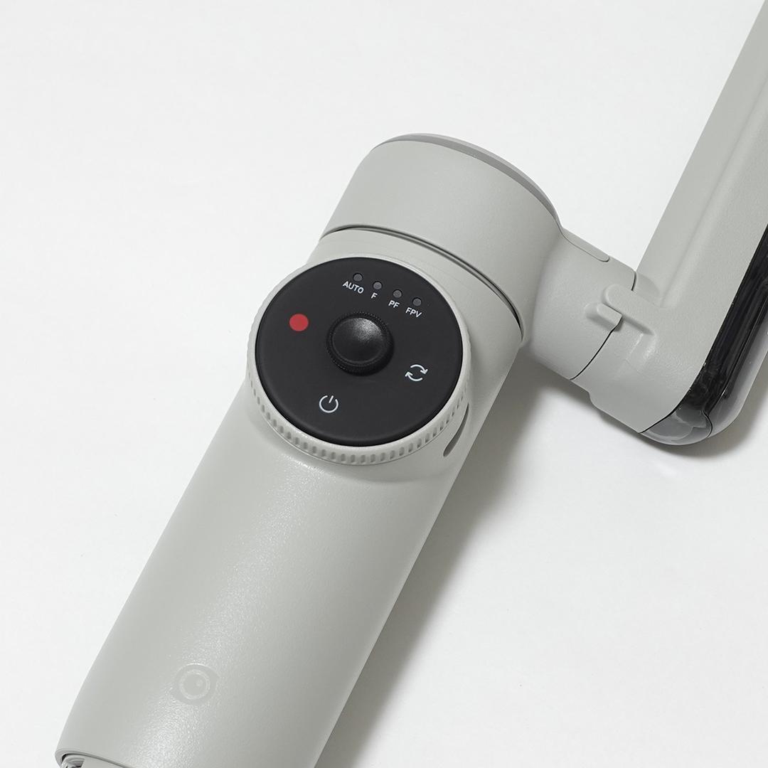 [美品] Insta360 Flow Pro 通常版 スマートフォン用ジンバル