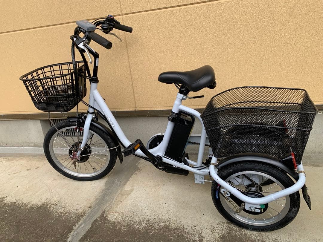 電動アシスト三輪自転車