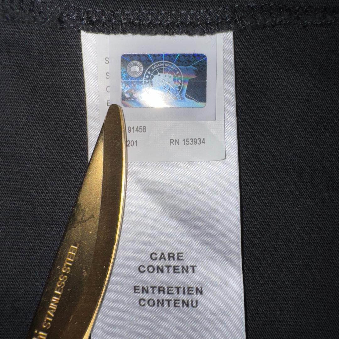 【美品高級モデル☆ワッペン刺繍ロゴ☆アームデザイン】カナダグース ロンT 長袖
