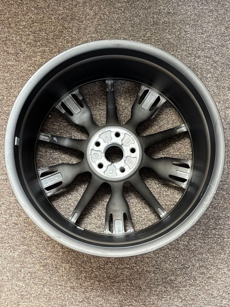 クラウンスポーツRS純正アルミホイール 8.5Jx21+35 114.3-5H