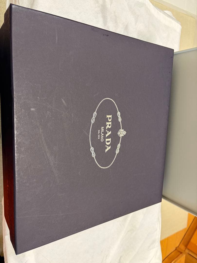 PRADA ブラック ハイカットスニーカー