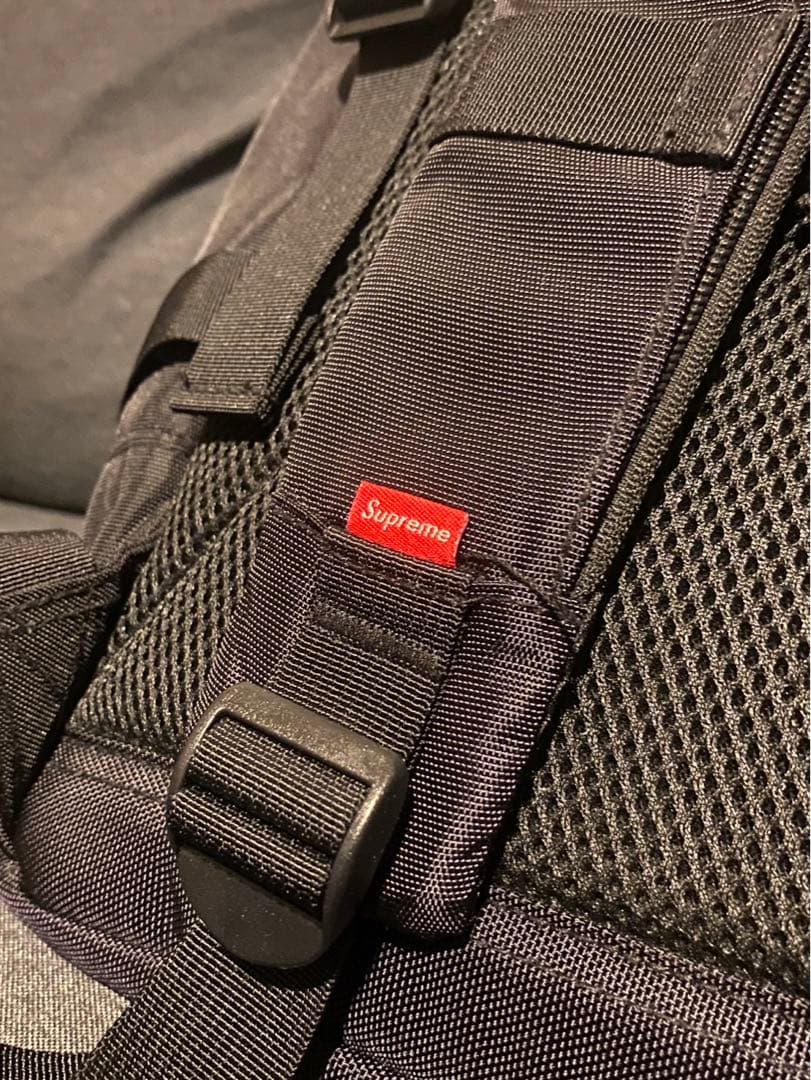 美品⭐︎Supreme 黒 リュック