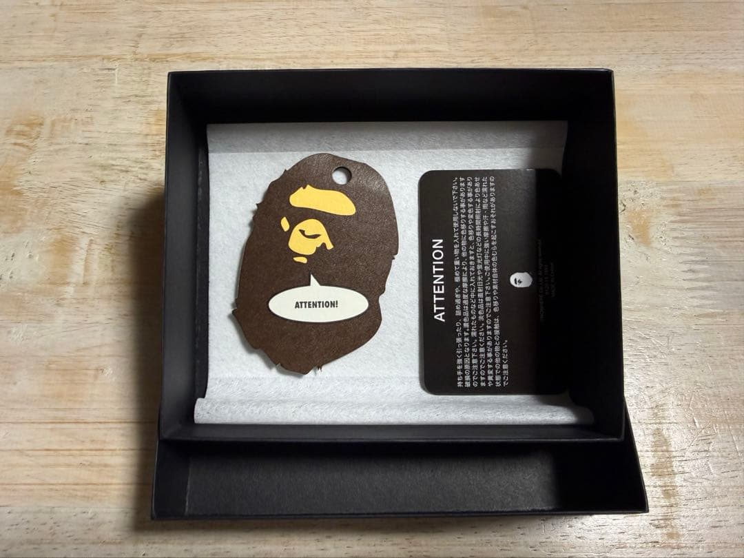 A BATHING APE 迷彩柄 二つ折り財布