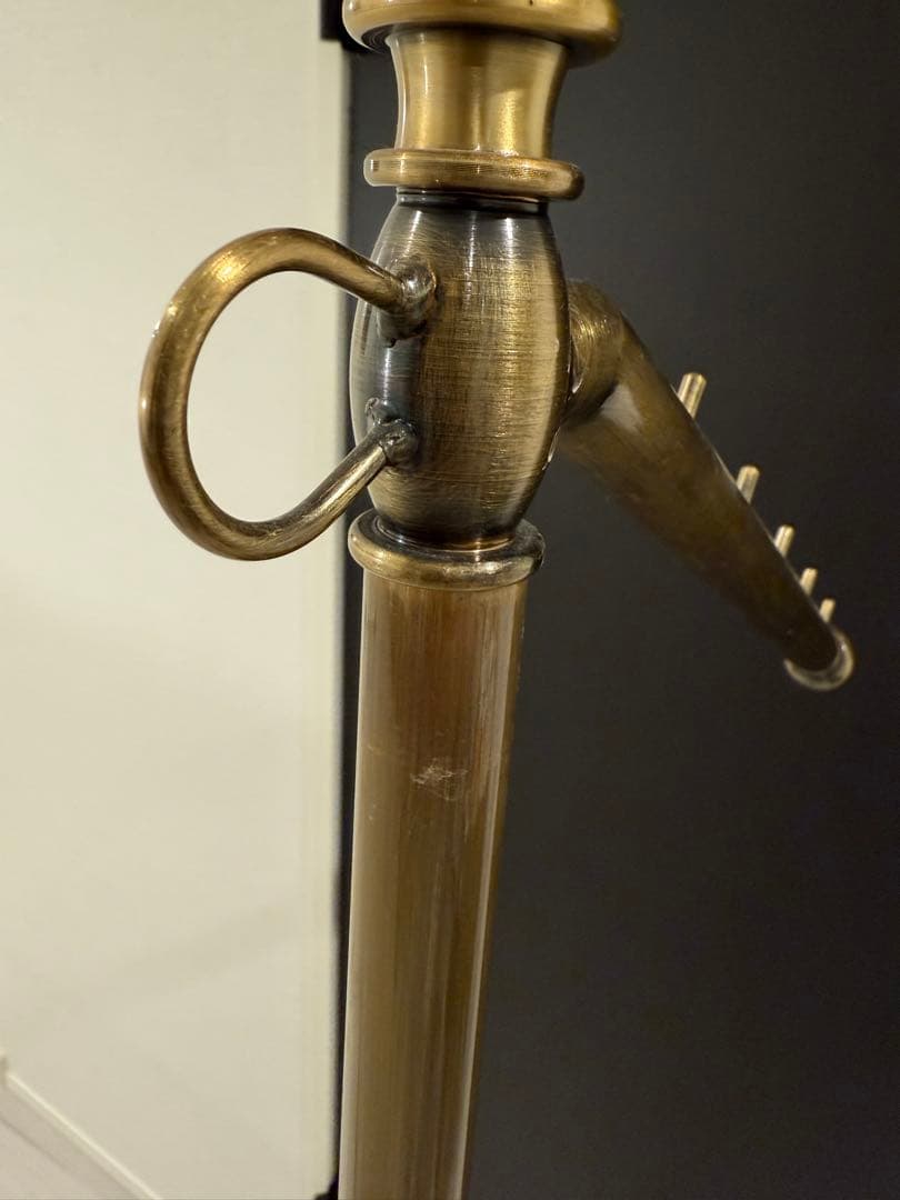 ハンガーラック　傾斜ハンガー　高さ可変　アンティークゴールド　ラスト1点