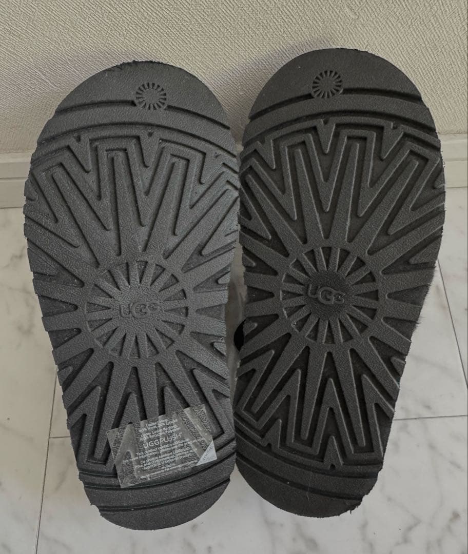 UGG DISCO CHECKS SLIDE 厚底サンダル　箱付き
