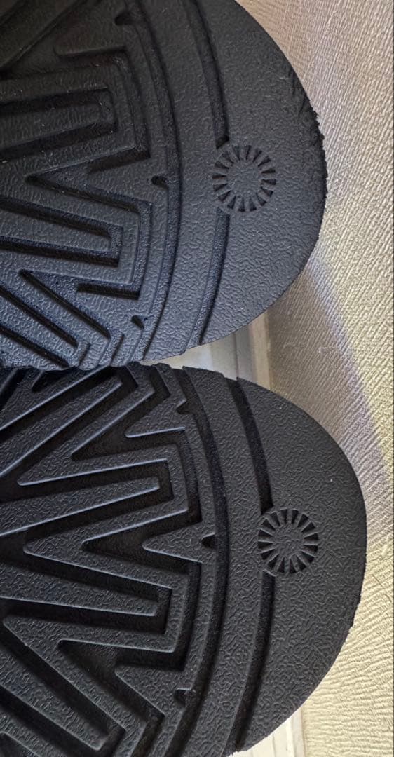 UGG DISCO CHECKS SLIDE 厚底サンダル　箱付き