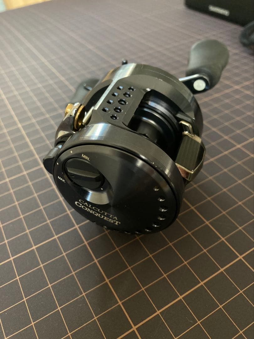 シマノ 24 カルカッタコンクエスト シャローエディション 30HG (右巻)