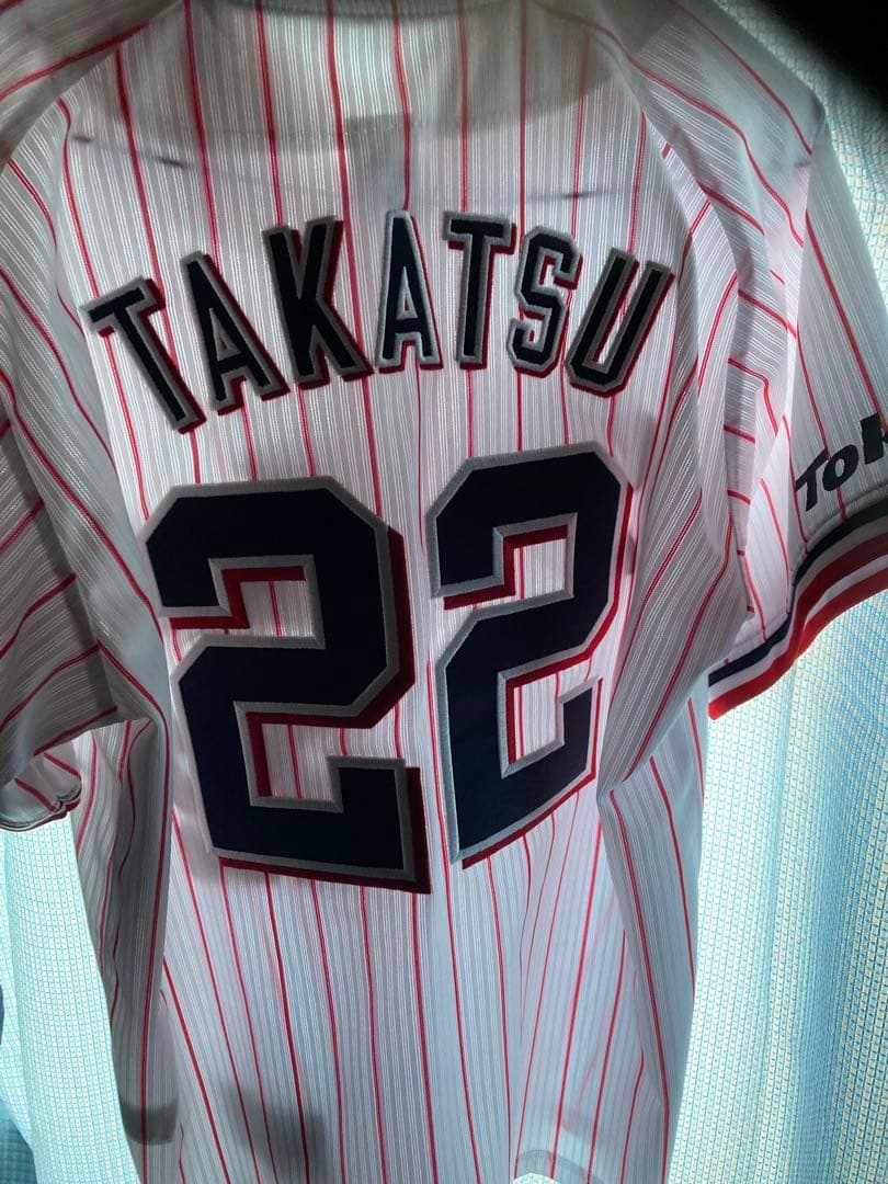 ヤクルトスワローズホームレプリカユニフォーム　高津臣吾