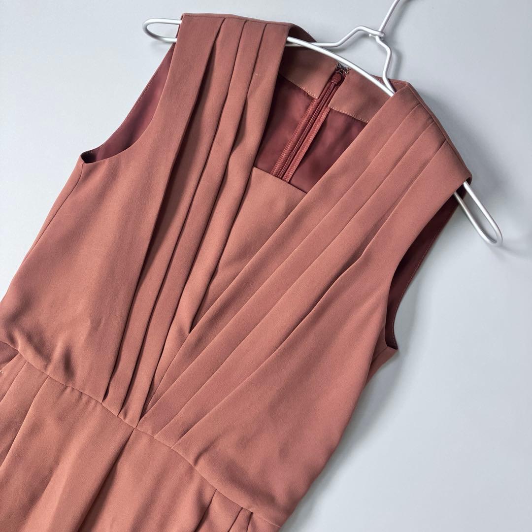 美品AIMER エメ　ストレートパンツオールインワンパーティードレスMブラウン