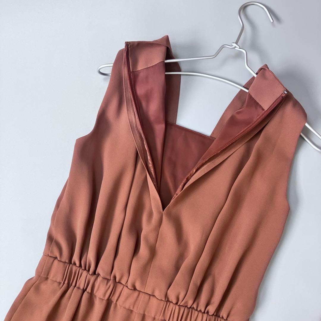 美品AIMER エメ　ストレートパンツオールインワンパーティードレスMブラウン