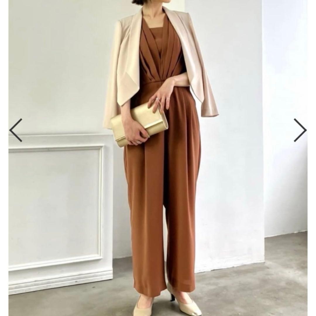 美品AIMER エメ　ストレートパンツオールインワンパーティードレスMブラウン