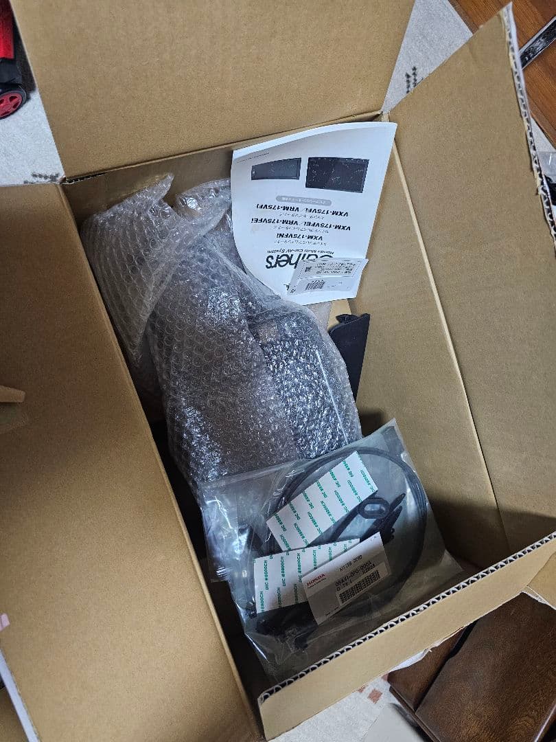 美品 カーナビ VXM-175VFNi ナビ ステ ップワゴンRP パネルセット