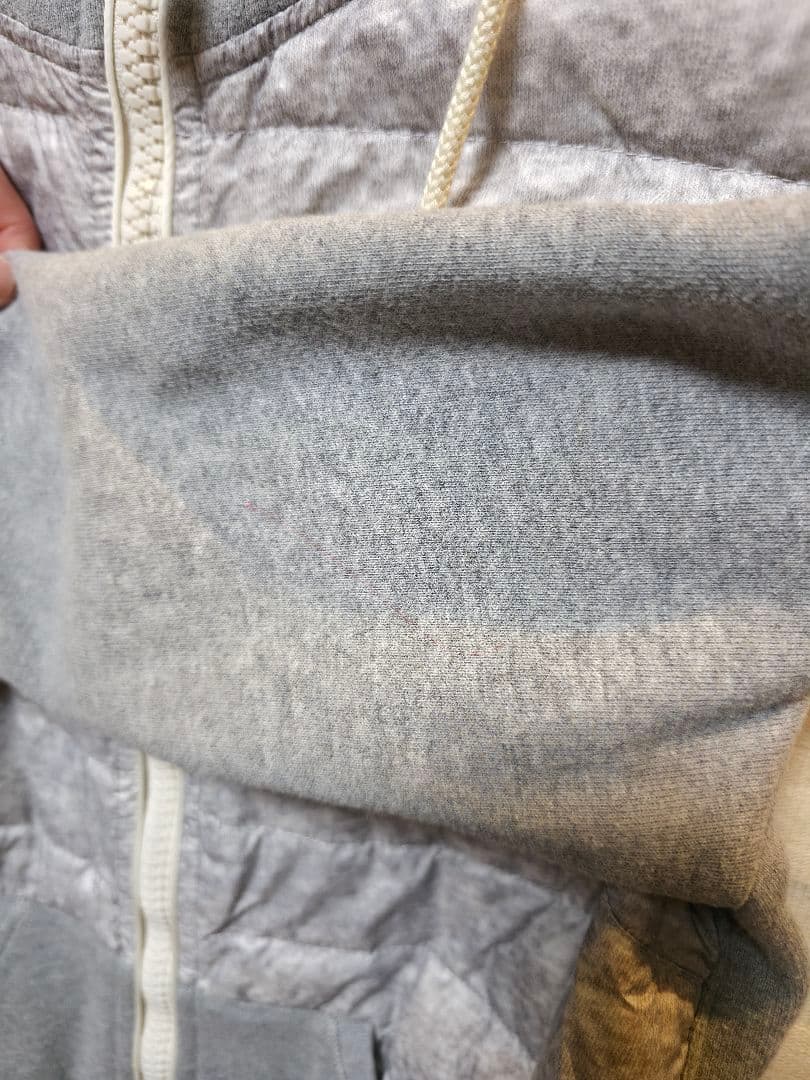 MONCLER/モンクレール ダウン パーカー グレー