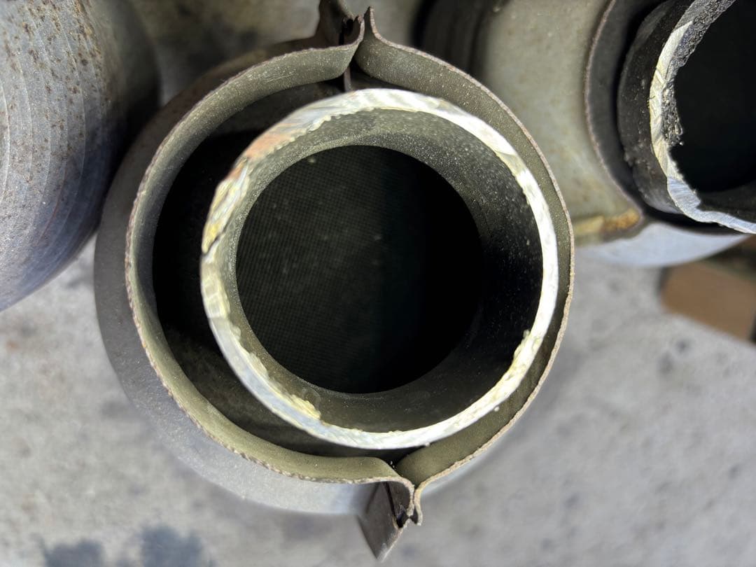 レクサスIS　触媒　キャタライザー　パラジウム　値下げ検討