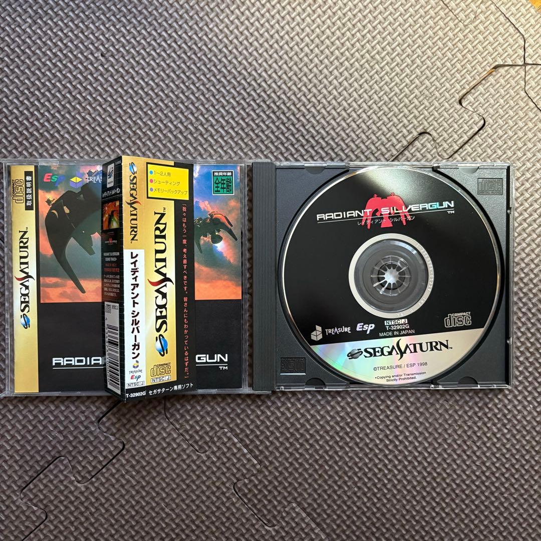 サターン本体（箱付き）➕ソフト（レアものあり）動作確認済