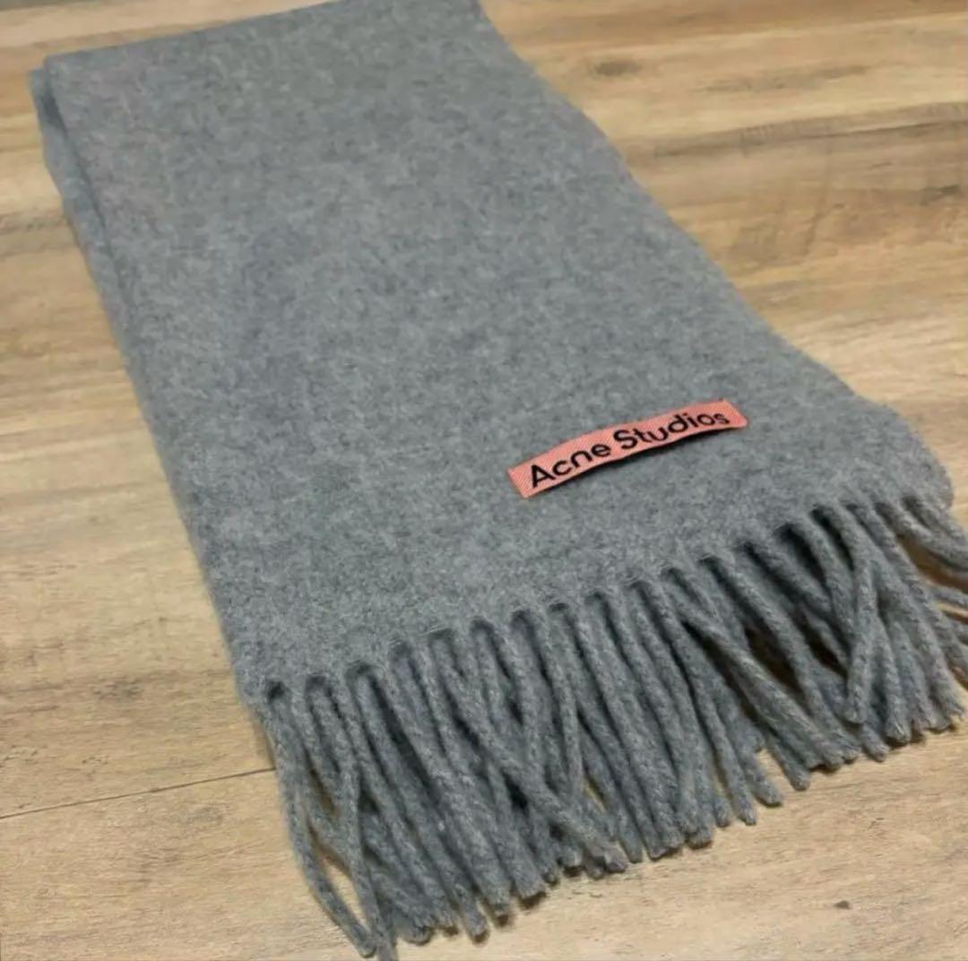 k*n様 深水光太さん着用 Acne Studios マフラー