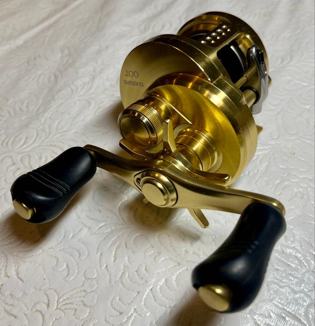 美品！　シマノ　14 カルカッタ　コンクエスト200 綺麗です！