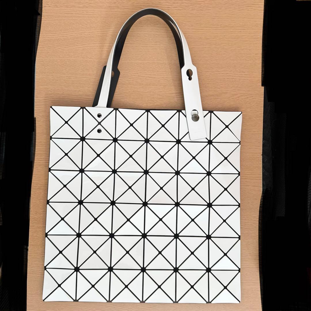 BAOBAO バオバオ イッセイ ミヤケ トートバッグ ホワイト