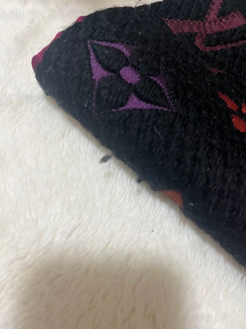 ルイ・ヴィトン マフラー 黒 ピンク オレンジ　※限定価格