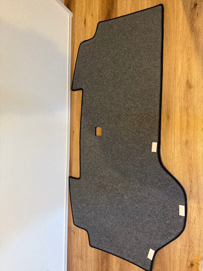 FJクラフト製　MC後デリカD5用　ダッシュボードマット