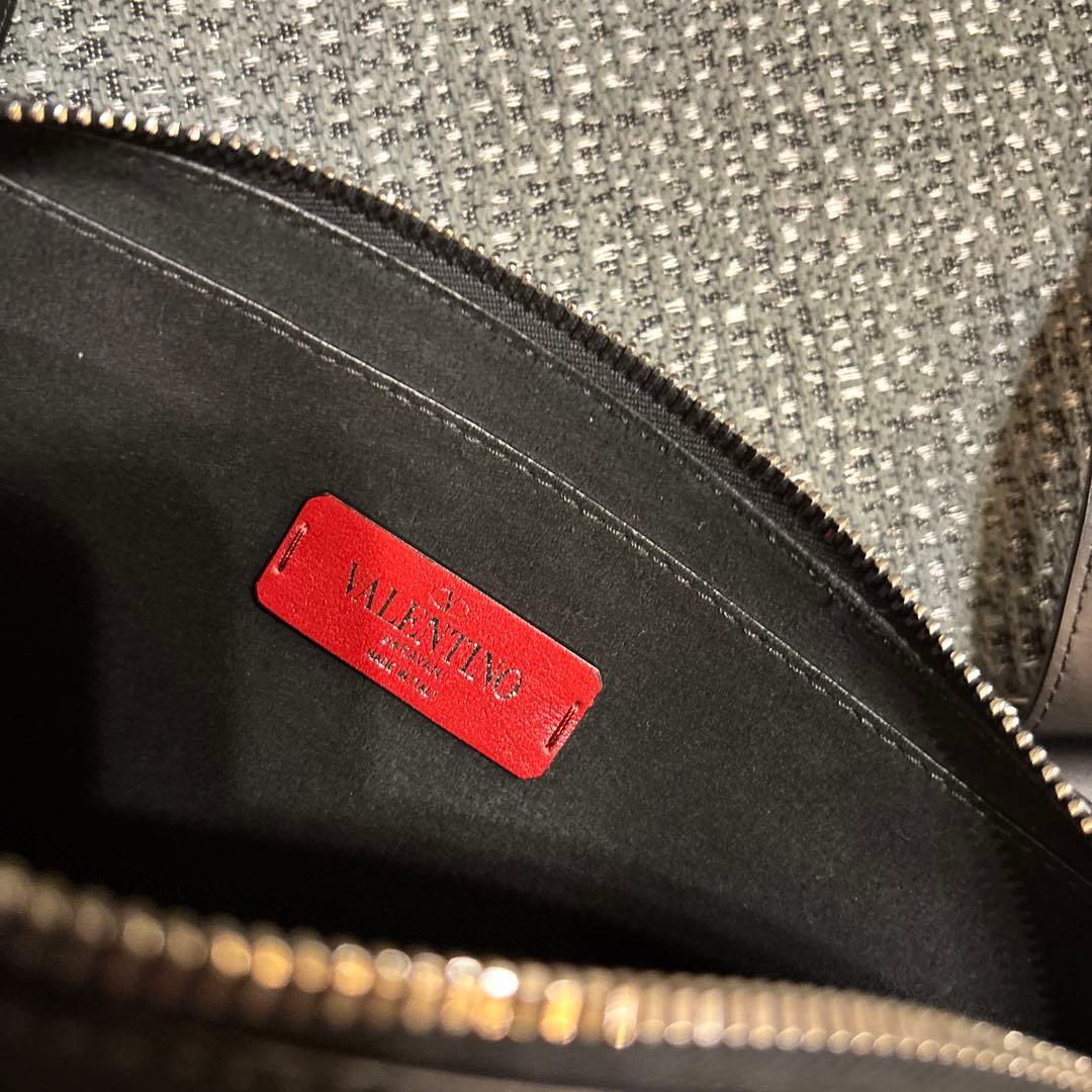 VALENTINO ショルダーバッグ ブラック