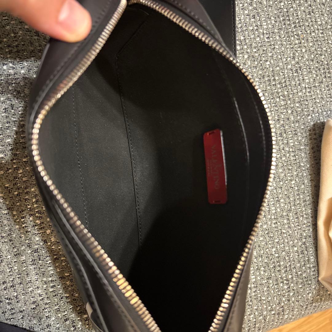 VALENTINO ショルダーバッグ ブラック