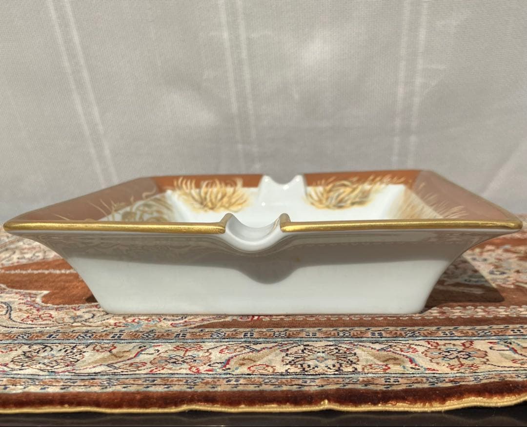 エルメス ライオン柄 灰皿