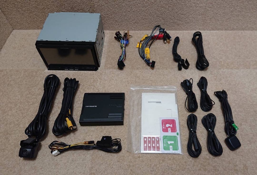 【新春特価】サイバーナビ カロッツェリア AVIC-ZH09CS 完動品