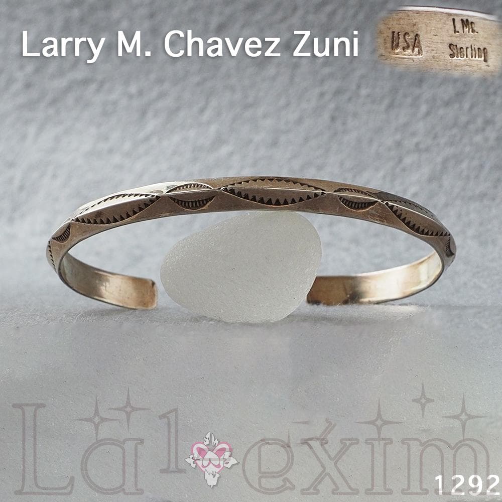 美品 インディアンジュエリー 刻印 LMC スターリング シルバー 銀 バングル