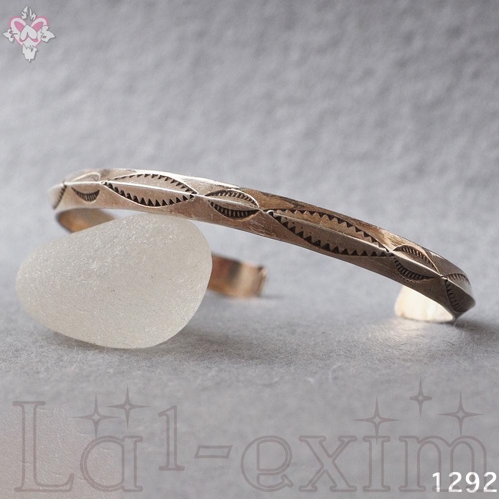 美品 インディアンジュエリー 刻印 LMC スターリング シルバー 銀 バングル