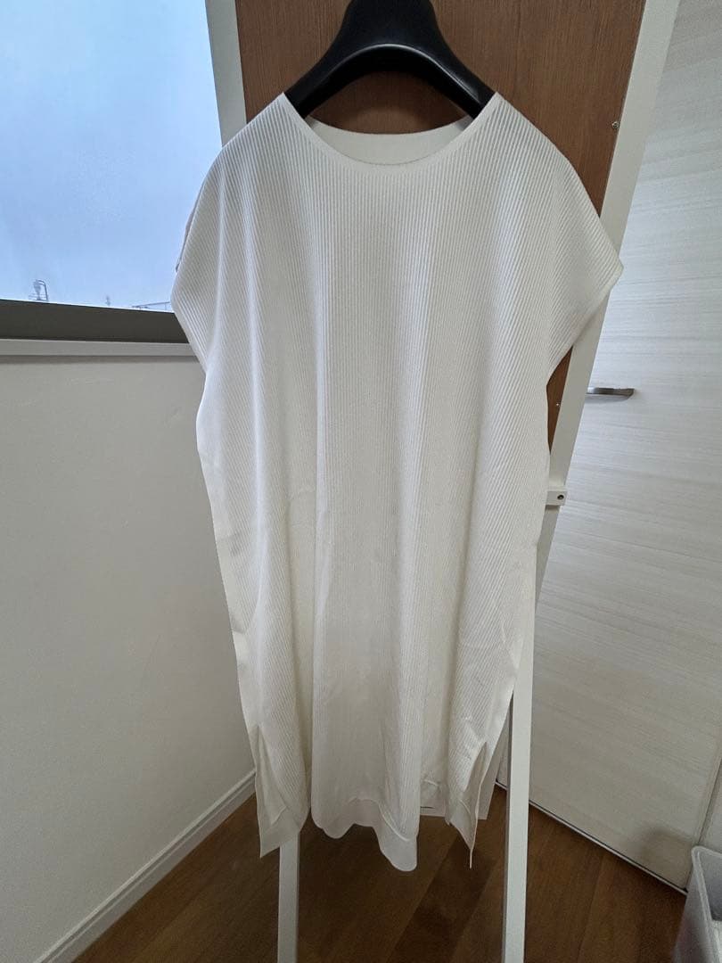 ホワイト リブ編み チュニック 半袖