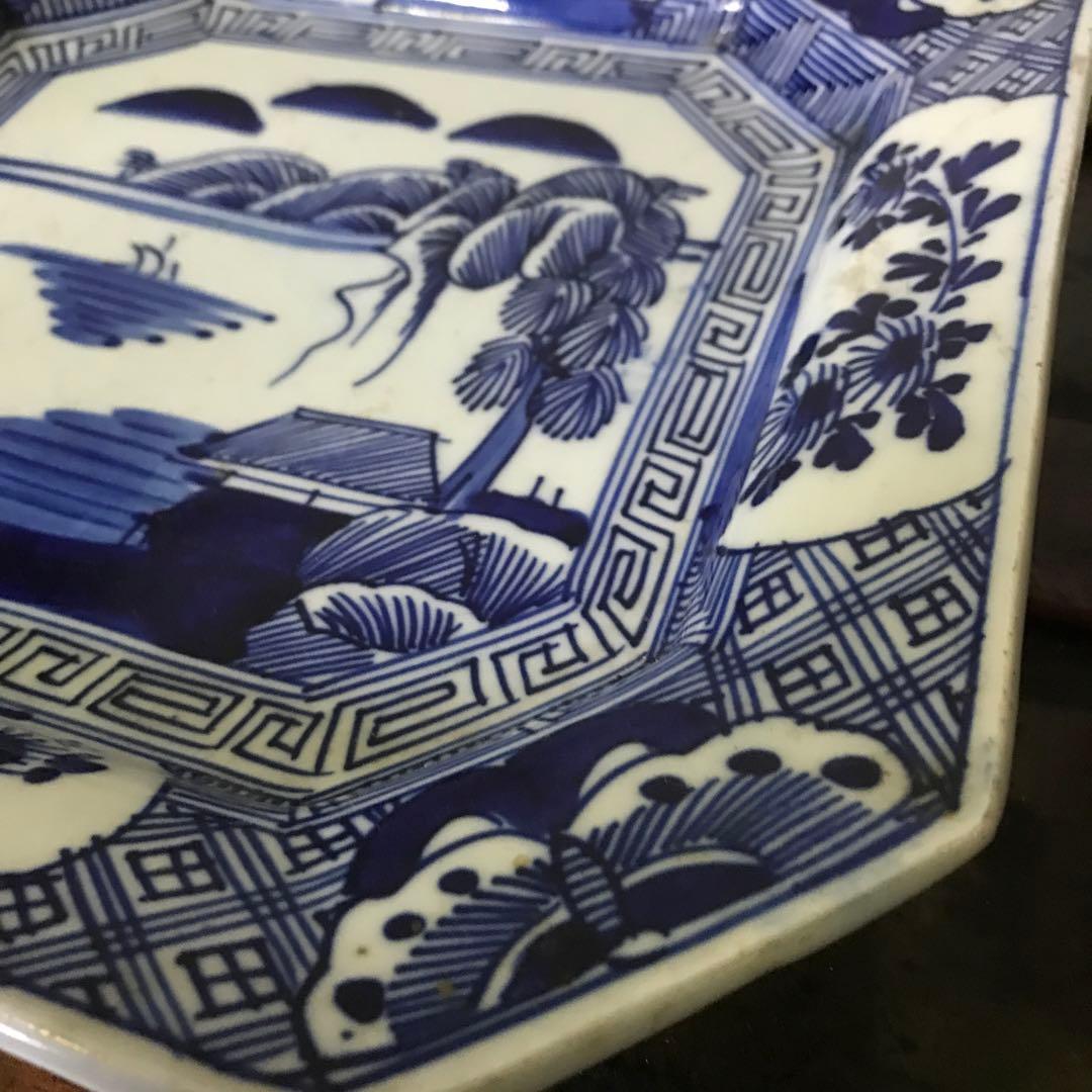 美品　古伊万里焼　染付け　角皿　山水図　飾り絵皿　年代物　藍の色合いが美しい