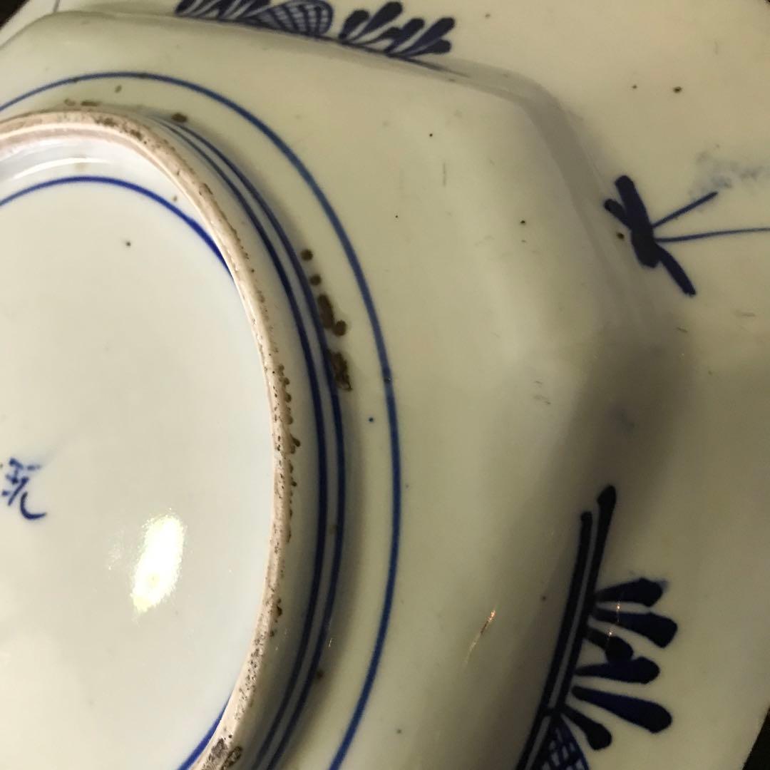 美品　古伊万里焼　染付け　角皿　山水図　飾り絵皿　年代物　藍の色合いが美しい