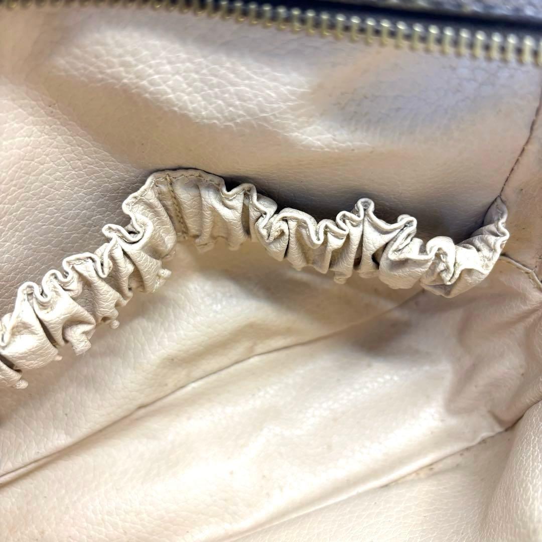 美品✨ ルイヴィトン トゥルース トワレット23 モノグラム クラッチバッグ