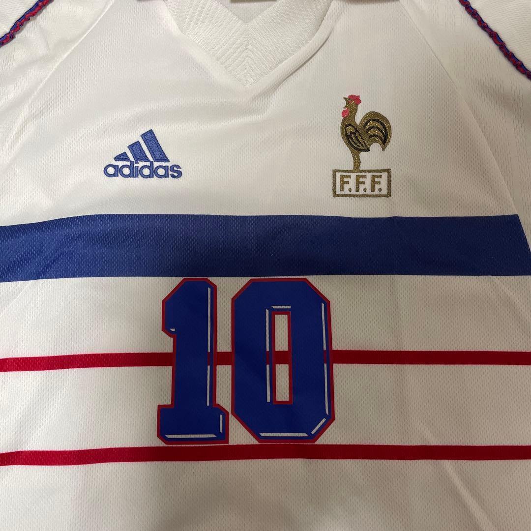 サッカーユニフォーム　フランス代表 ジダン　Lサイズ　星なしユニフォームです