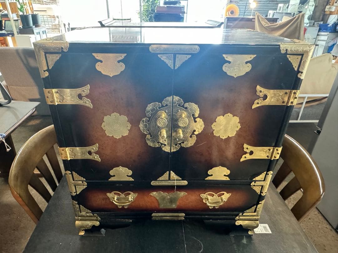 G*O様 李朝家具 杢目 収納家具 金具 隠し収納 小物 収納棚