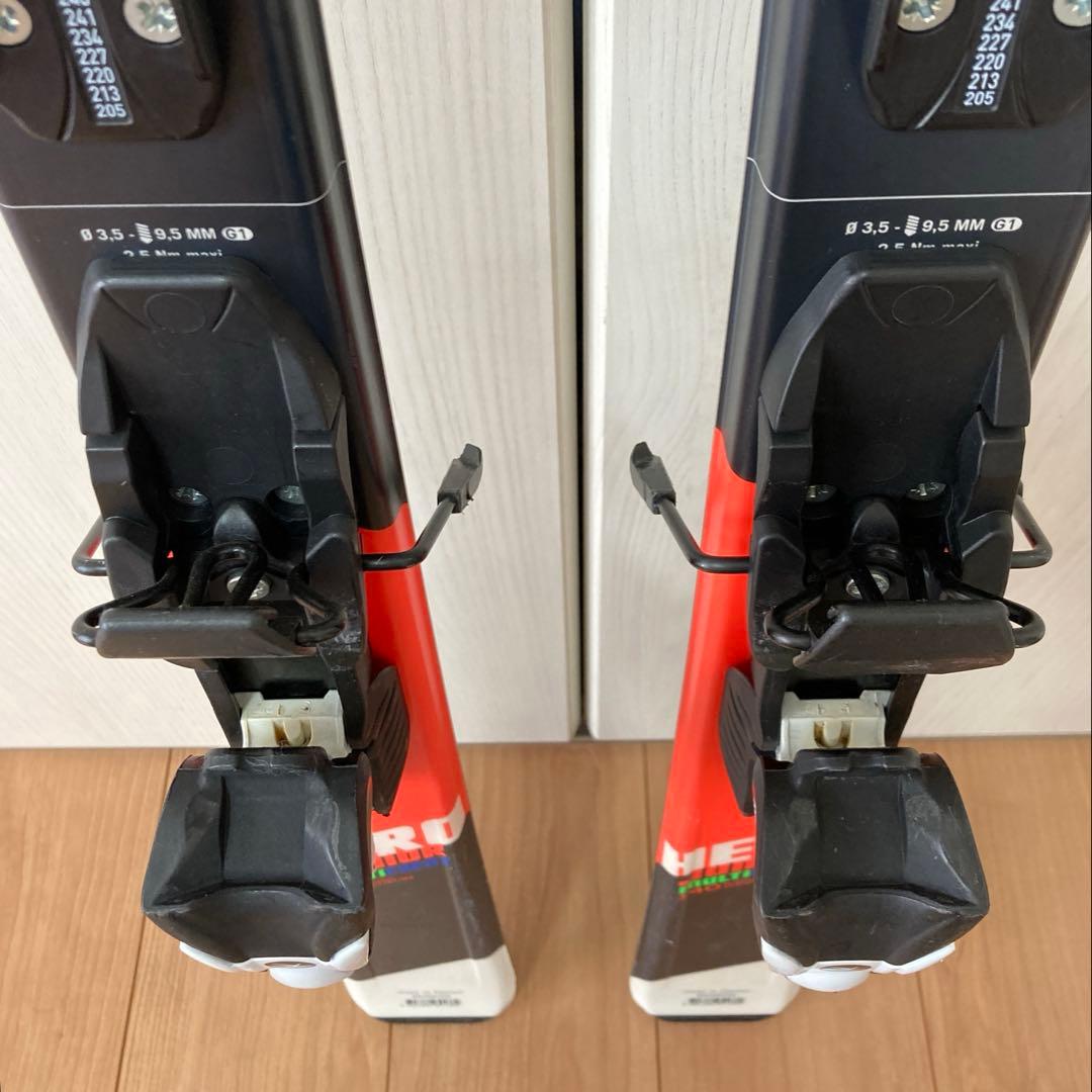 ROSSIGNOL（ロシニョール）HERO JR 140cm ポール95cm付き