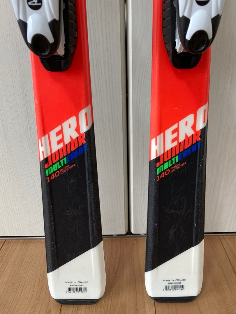 ROSSIGNOL（ロシニョール）HERO JR 140cm ポール95cm付き