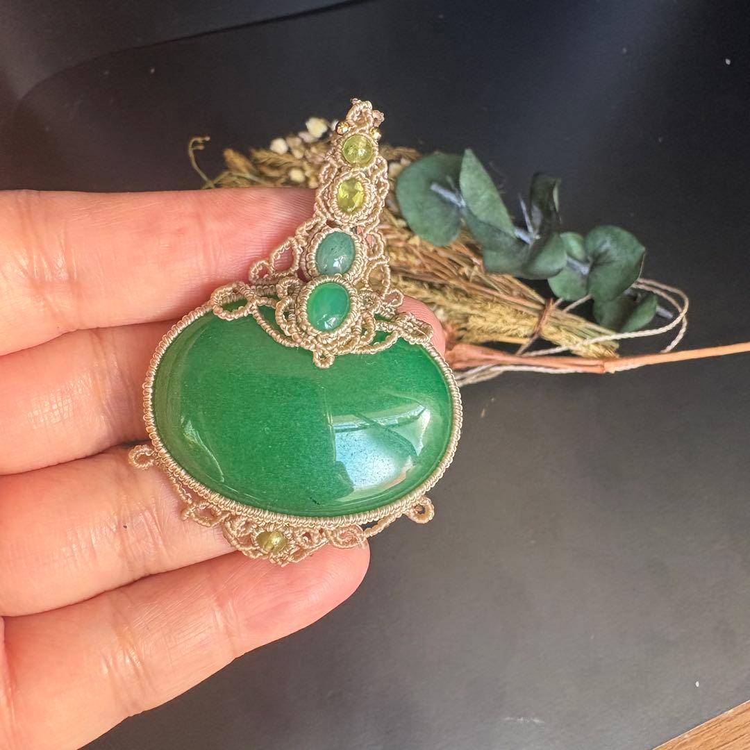 マレーシア翡翠×エメラルド×ペリドット×クリソプレーズのマクラメネックレス